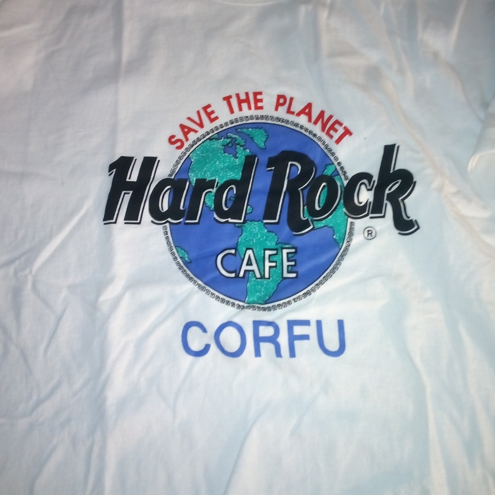 VINTAGE HARD ROCK CAFE TSHIRT CORFU SIZE LARGE